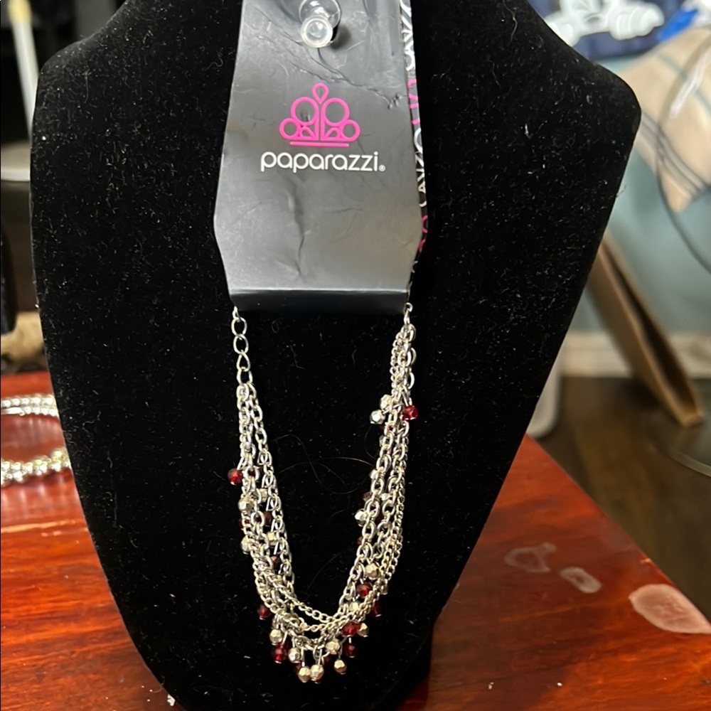 Paparazzi Silver brwcelet with Red Accents